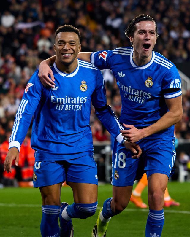 开云体育-四巨缺仨反成解药？比分皇马小赢，比烂瓦伦略胜